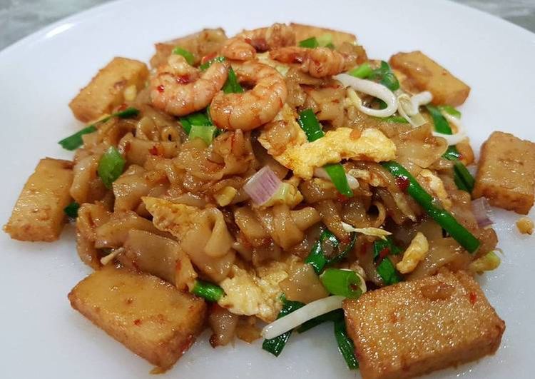 Char Koay Kak Kelezatan Mie Goreng Khas Penang yang Menggoda Selera