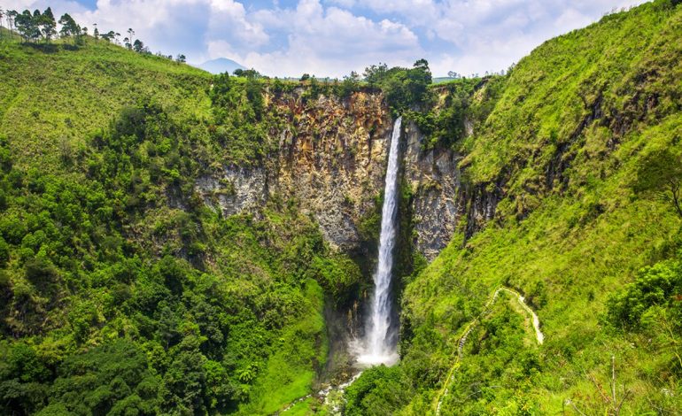 Wisata Alam Piso Piso, Keindahan Alam yang Menakjubkan di Sumatra Utara