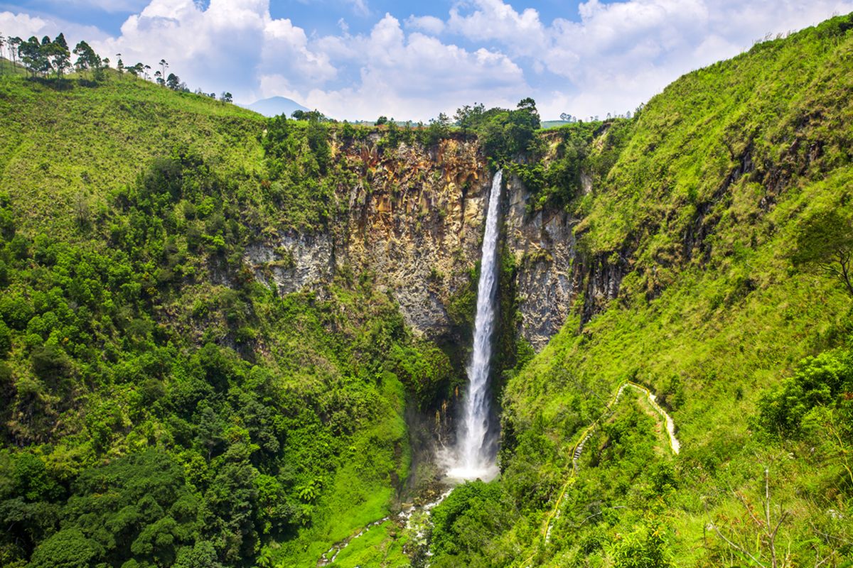 Wisata Alam Piso Piso, Keindahan Alam yang Menakjubkan di Sumatra Utara