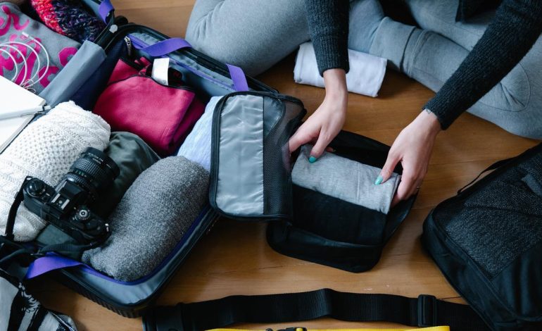 10 Packing Hacks yang Akan Menghemat Ruang di Koper Anda