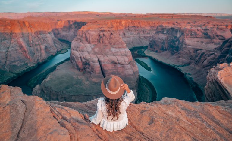 Menjelajahi Antelope Canyon, Keajaiban Alam yang Menakjubkan