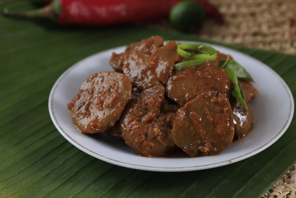 Semur Jengkol, Makanan Khas Jakarta yang Lezat dan Unik