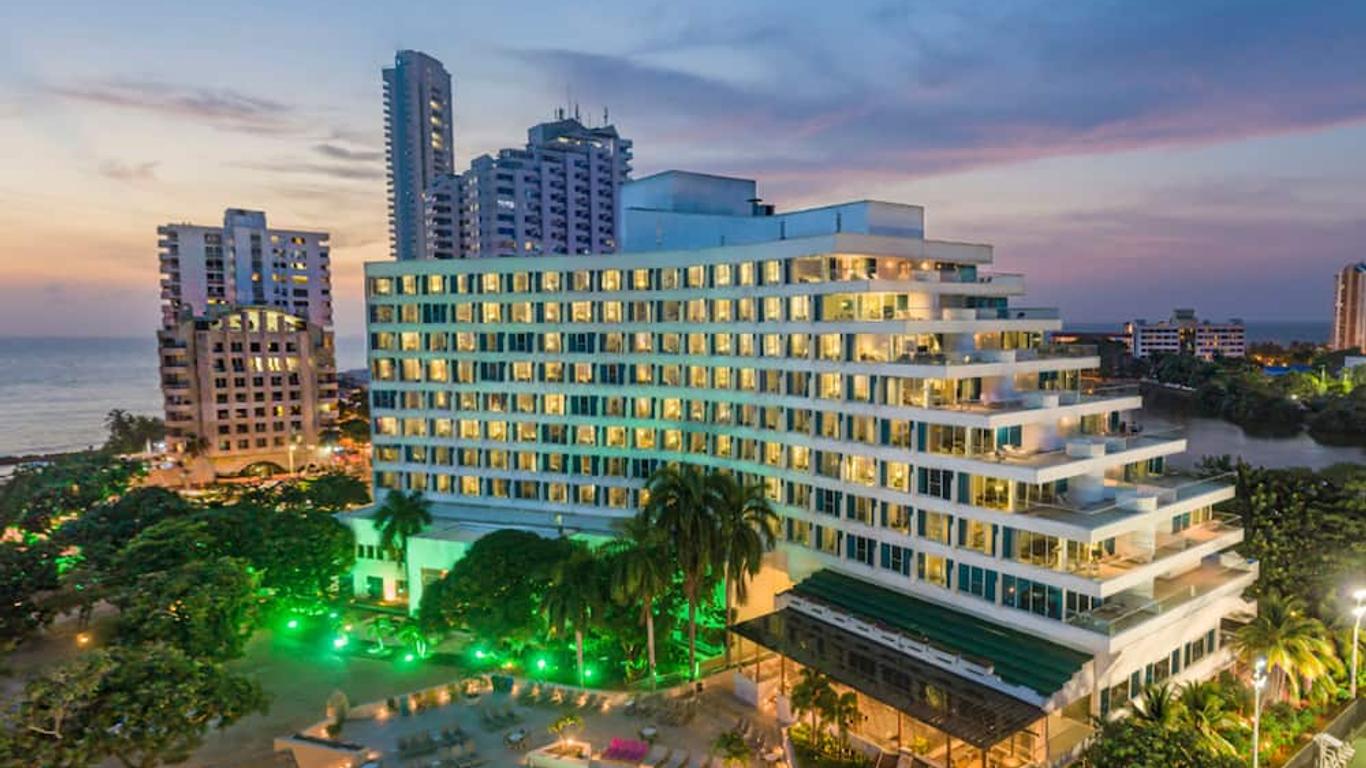 Hilton Cartagena Hotel, Penginapan Mewah dengan Harga Terjangkau