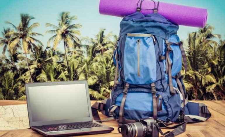 Peralatan Traveling Canggih untuk Backpacker: Minimalkan Beban, Maksimalkan Pengalaman