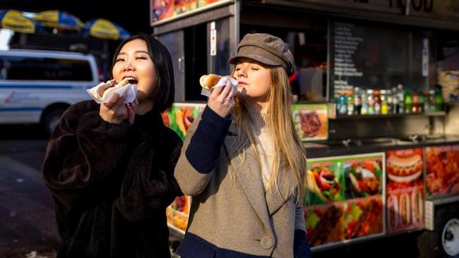 Makanan Murah dan Enak, Cara Hemat Saat Traveling Tanpa Mengorbankan Rasa