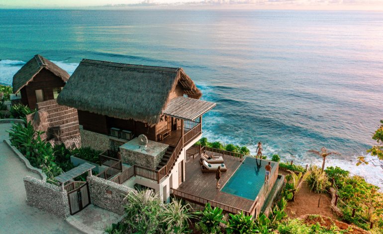 Lelewatu Resort Sumba, Perpaduan Keindahan Alam dan Kemewahan di Timur Indonesia