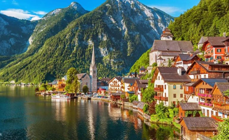Hallstatt, Permen Desa di Jantungan Alpen Austria