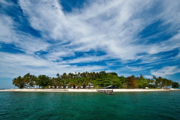 Menjelajahi Keindahan Tersembunyi Pulau Randayan di Kalimantan Barat
