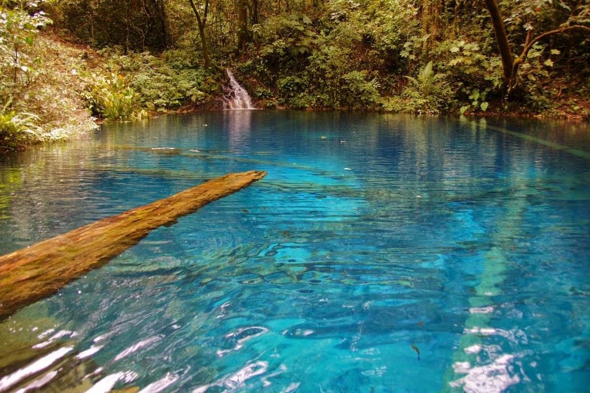 Pesona Danau Kaco, Permata Biru di Tengah Hutan Kerinci