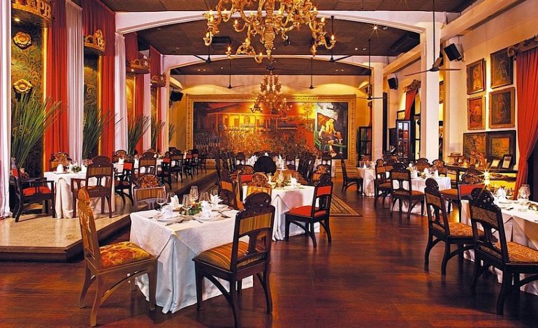 Tugu Kunstkring Paleis, Perpaduan Seni, Sejarah, dan Kuliner di Jantung Jakarta