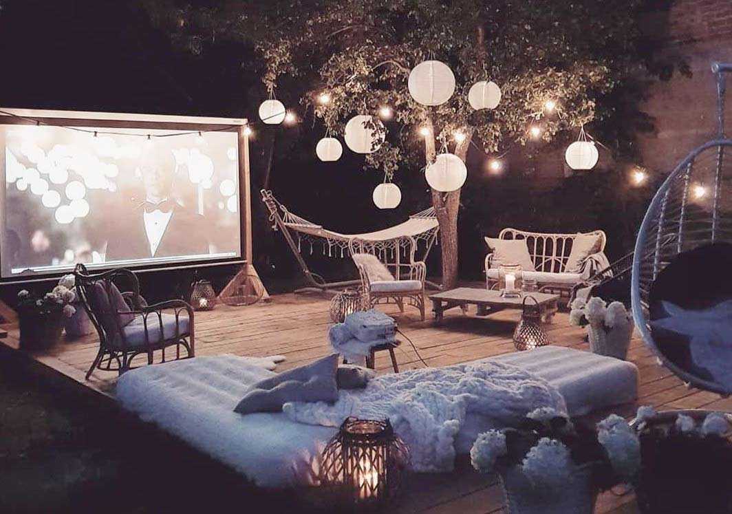 Pemutaran Film Outdoor, Pengalaman Sinematik di Bawah Bintang