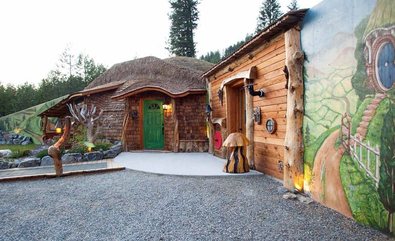 Menjelajahi Keajaiban The Shire of Montana, Retret Bertema Hobbit yang Memukau