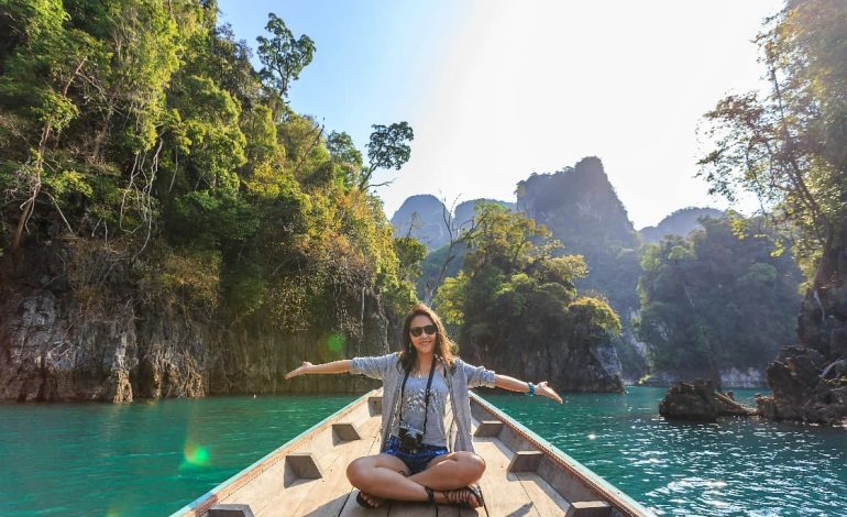 Solo Travel ke Destinasi Alam Terpencil, Rekoneksi Diri dan Pemulihan Mental