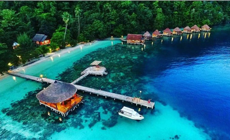 Pantai Ora, Surga Tersembunyi di Maluku