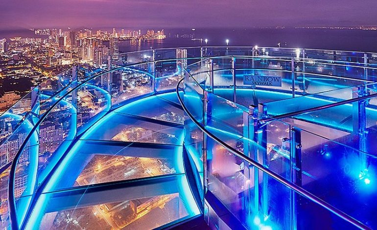 Skydeck & Observatorium, Menikmati Pemandangan Kota dari Ketinggian