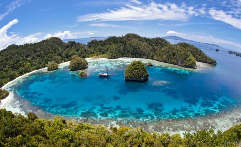 Menjelajah Pulau Alor, Panduan Seru dan Aman