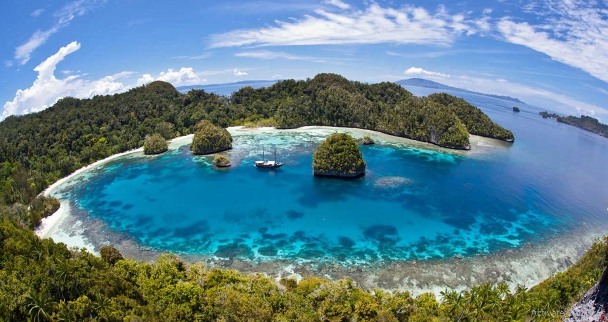 Menjelajah Pulau Alor, Panduan Seru dan Aman