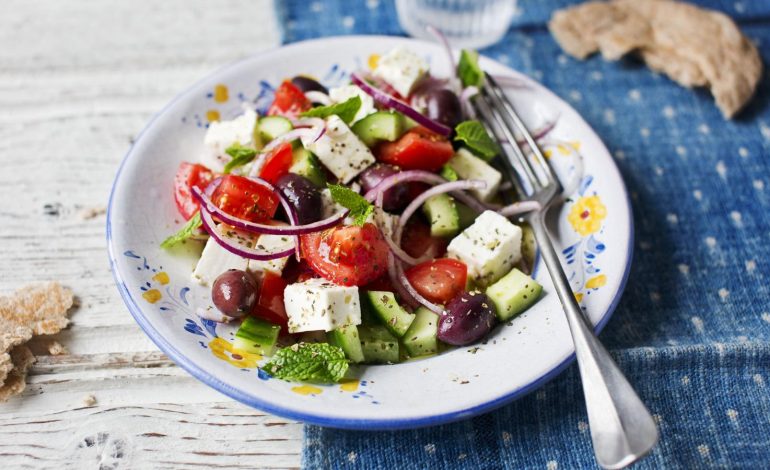 Feta Salad, Resep Segar dan Lezat untuk Hidangan Sehat
