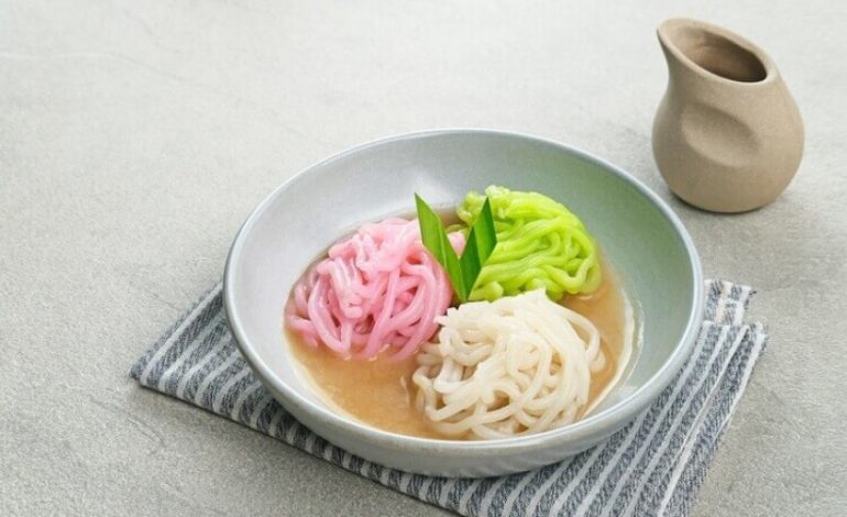Kue Putu Mayang, Warisan Kuliner Nusantara yang Manis dan Lembut