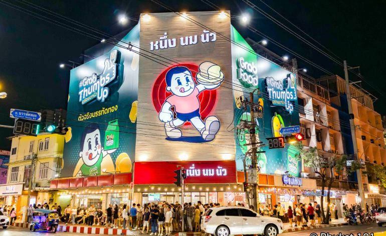 Banthat Thong Road, Jalanan Kuliner Hipster di Jantung Bangkok yang Menggoda Selera