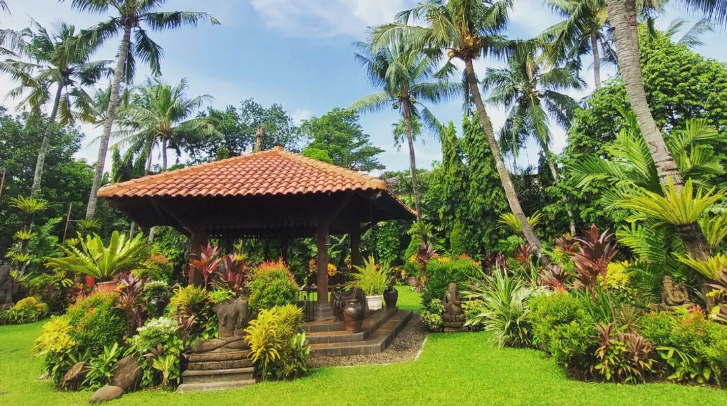 Menyepi di Museum di Tengah Kebun, Wisata Edukatif yang Menenangkan