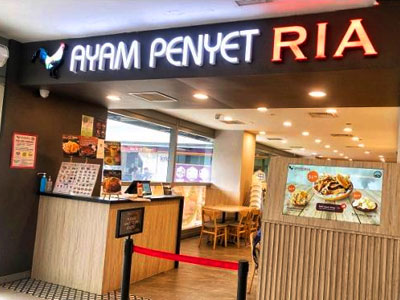 Ayam Penyet Ria, Rasa Rumahan Indonesia yang Menggoda di Hati Singapura dan Asia Tenggara