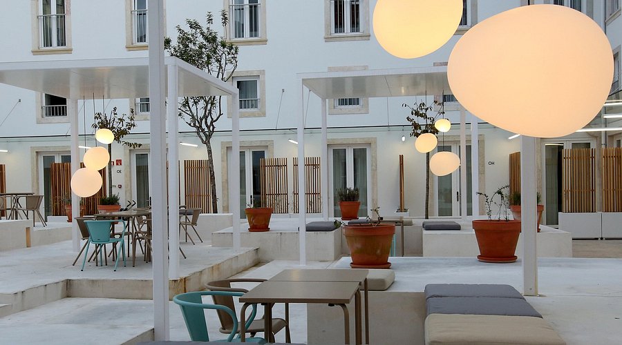 Hotel Convento do Salvador: Biara Abad ke-16 yang Jadi Oase Urban di Lisbon