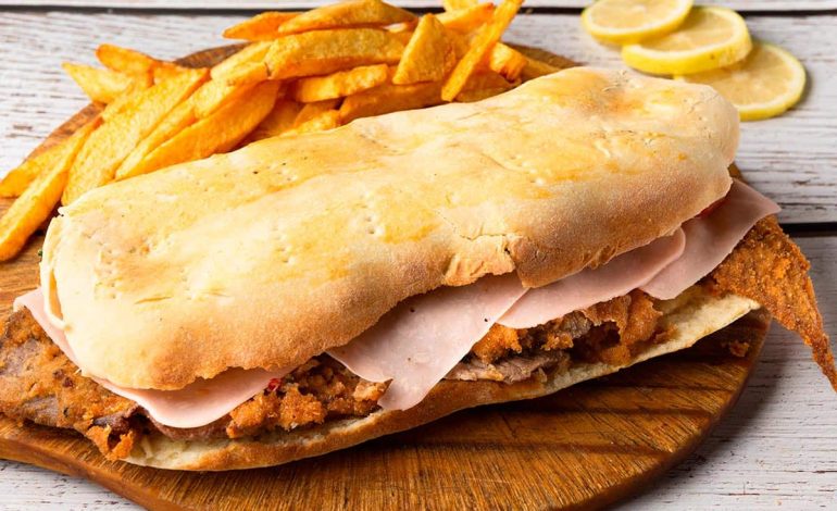 Sandwich de Milanesa, Ikon Street Food Argentina yang Menaklukkan Dunia