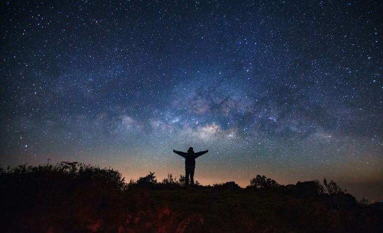 Stargazing di Singapura 2025, Panduan Lengkap untuk Menikmati Langit Malam di Tengah Cahaya Kota