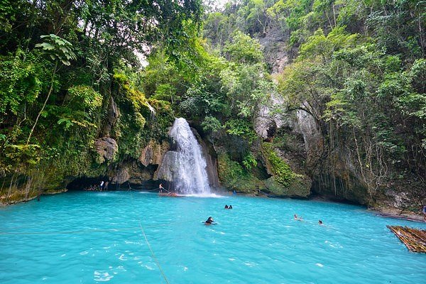 Rahasia Keindahan Kawasan Falls, Surga Tersembunyi di Filipina