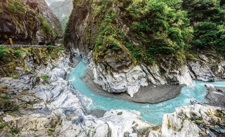 Keindahan Abadi Taman Nasional Taroko, Ngarai Marmer yang Memukau Dunia
