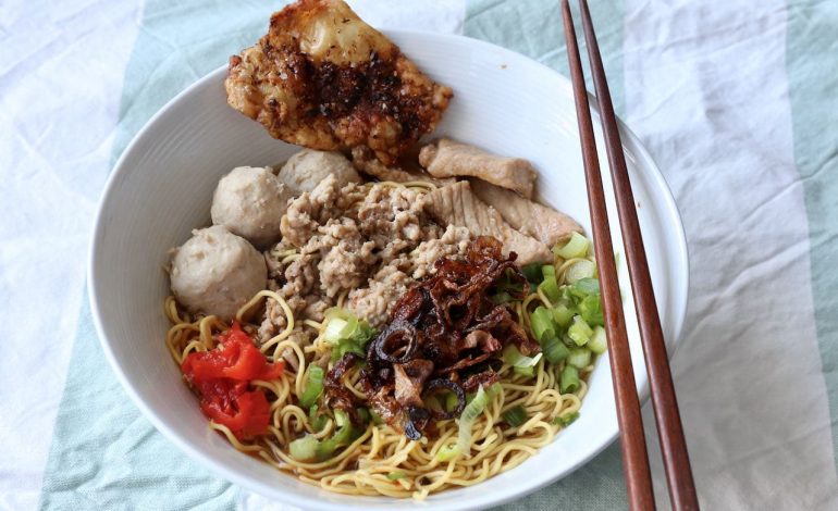 Bak Chor Mee, Hidangan Mie Babi Cincang Ikonik Singapura yang Bikin Ketagihan