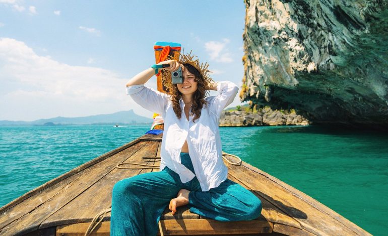 Panduan Lengkap Solo Traveling di Negara dengan Budaya Berbeda: Tips Praktis agar Liburanmu Aman, Menyenangkan, dan Berkesan