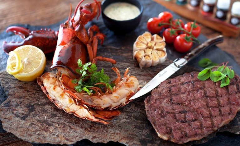 DAVA Steak & Seafood, Pengalaman Grill Argentina Premium dengan Pemandangan Matahari Terbenam di Bali