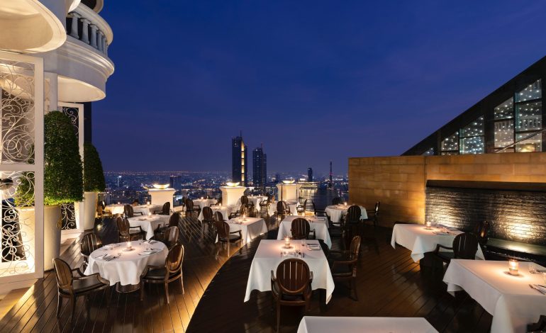 Breeze at The Samaya Seminyak, Pengalaman Dining Romantis di Tepi Pantai Seminyak, Bali