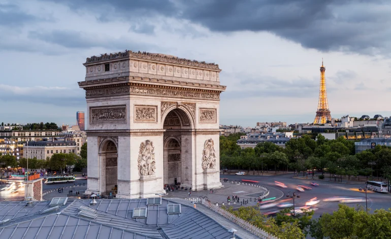Arc de Triomphe, Monumen Ikonik Paris yang Menjadi Simbol Kemenangan dan Kejayaan Prancis