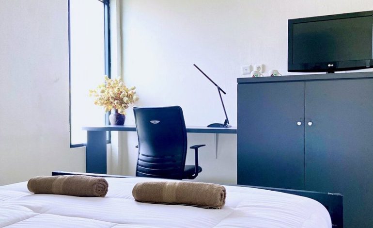 Ameera Inn Jakarta, Guest House Sederhana dan Strategis di Komplek Patra Kuningan untuk Traveler Hemat