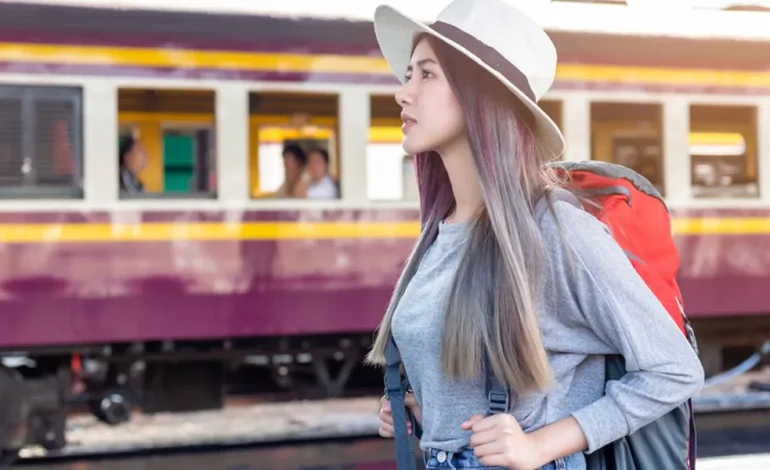 Pertemanan Sesaat di Kereta Malam, Keajaiban yang Sering Terjadi Saat Travel Solo