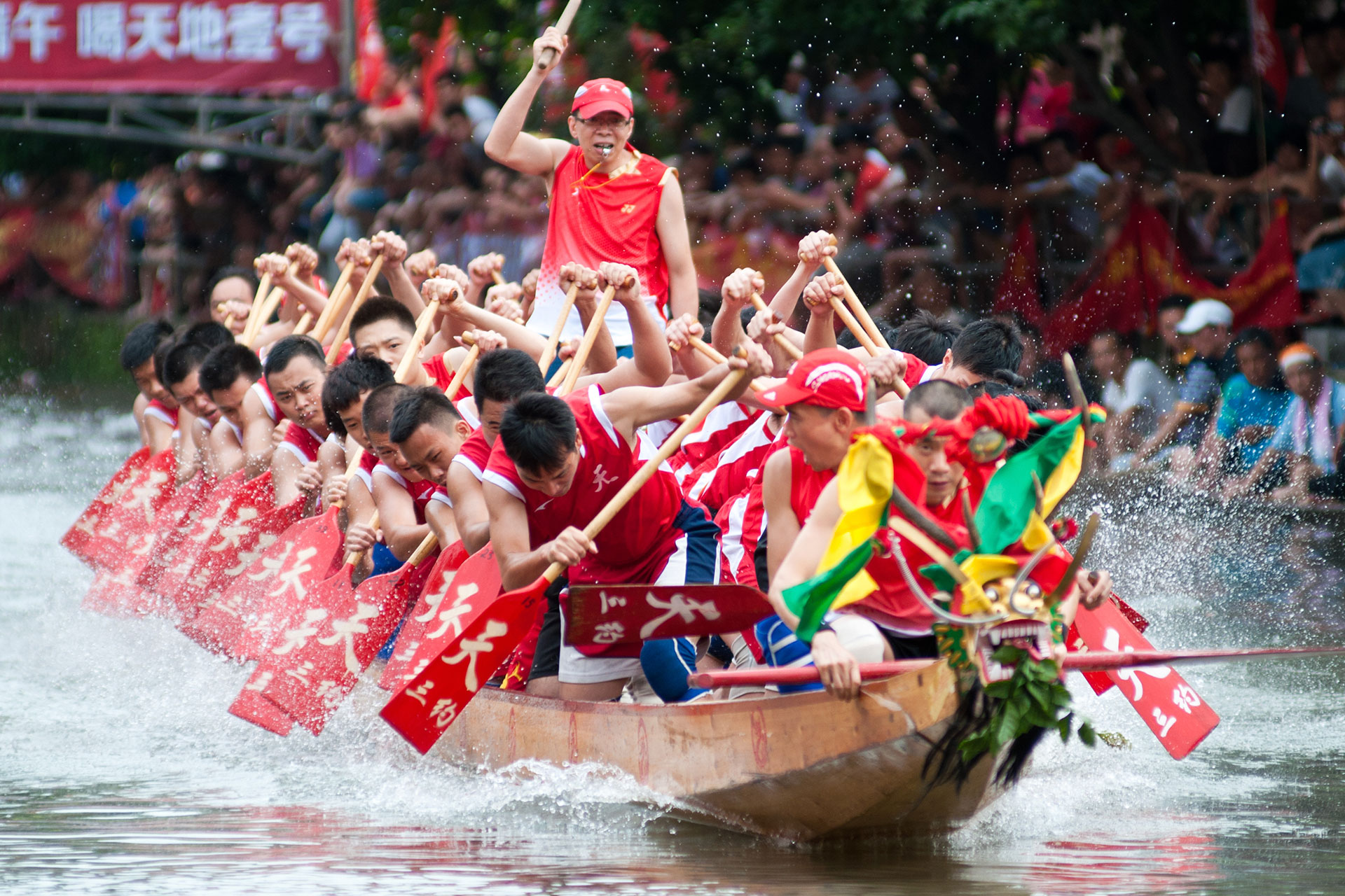 Festival Perahu Naga, Tradisi Kuno yang Penuh Semangat dan Makna Mendalam