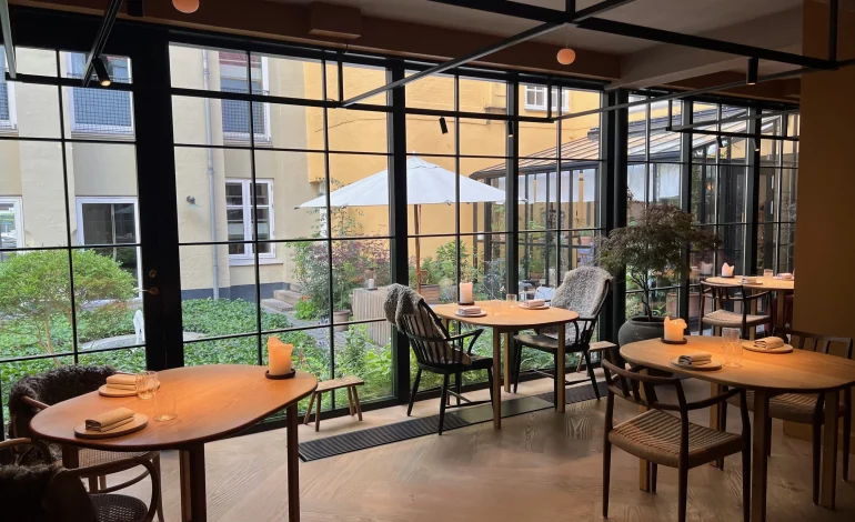 Kadeau Copenhagenm Restoran Michelin Bintang Dua yang Menghadirkan Pengalaman Kuliner Nordik Modern