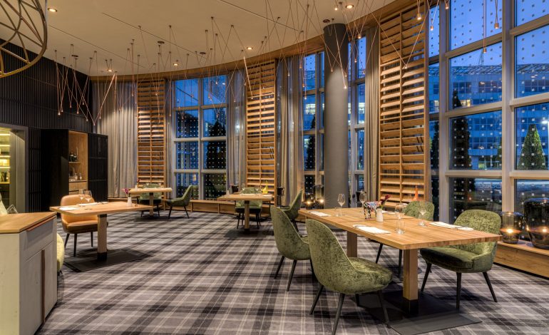 Mountain Hub Gourmet, Restoran dengan Pemandangan Pegunungan dan Kuliner Premium