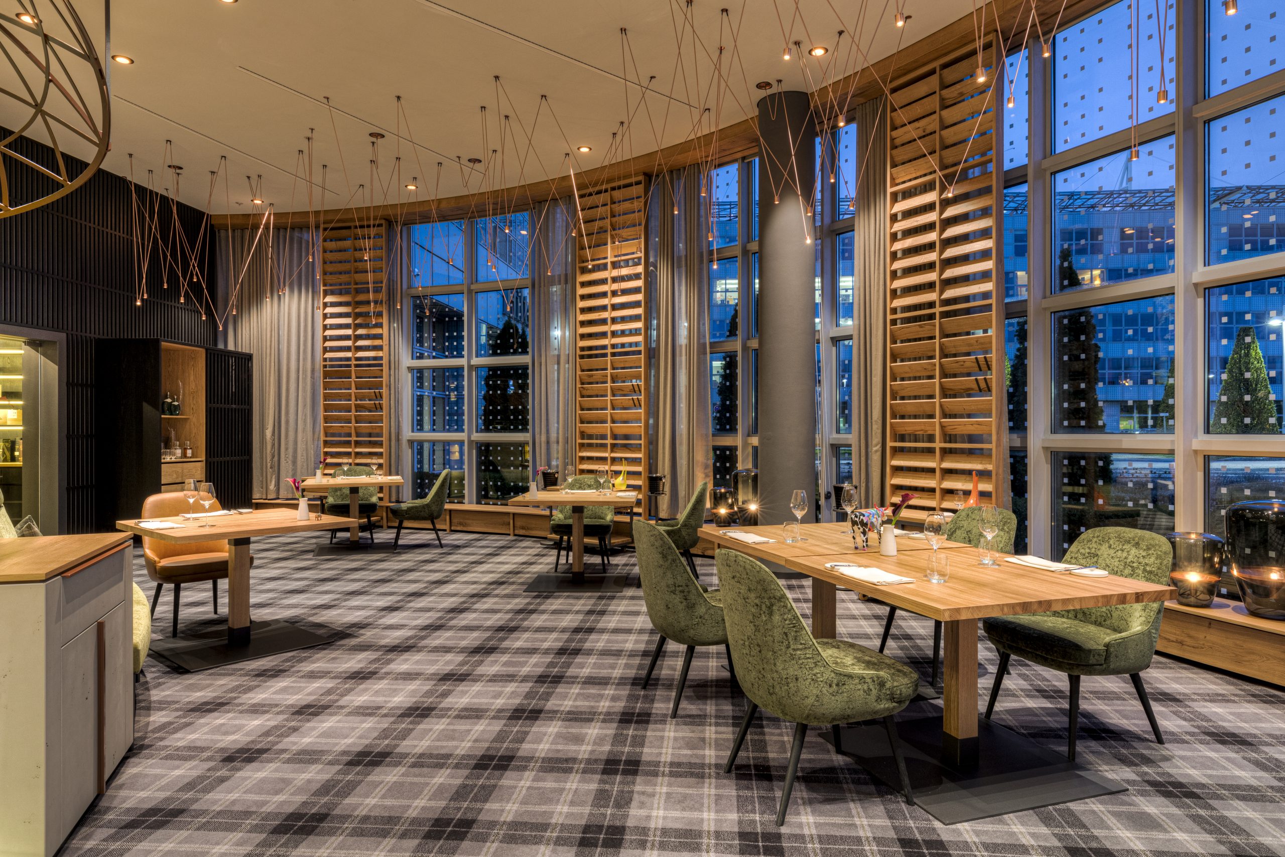 Mountain Hub Gourmet, Restoran dengan Pemandangan Pegunungan dan Kuliner Premium