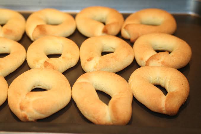 Pandebono, Kue Tradisional Jawa yang Manis dan Legit