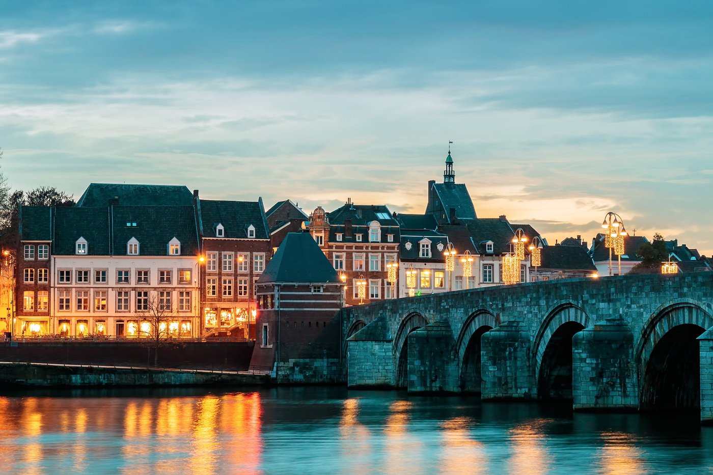 Maastricht, Kota Bersejarah di Belanda yang Romantis dan Penuh Budaya