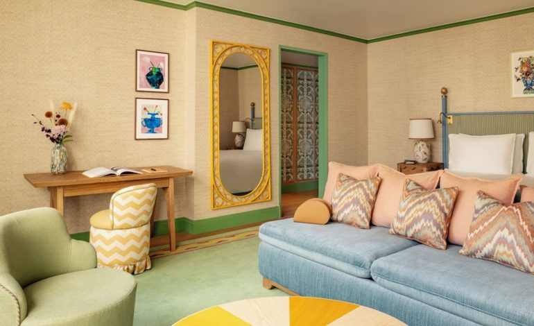 La Fantaisie, Hotel Butik di Paris yang Menyatu dengan Taman Rahasia dan Gaya Maksimalis