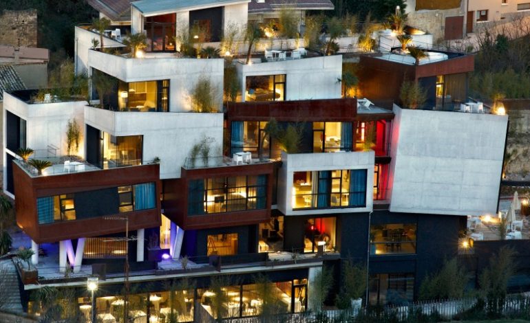 Hotel Viura, Desain Avant-Garde di Jantung Rioja Alavesa