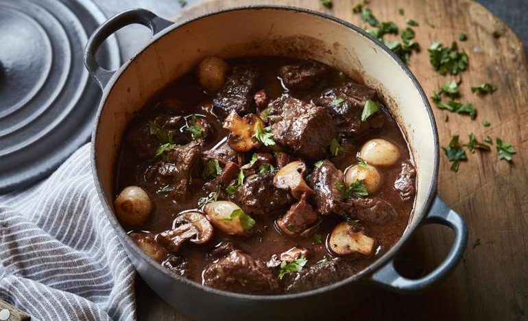 Beef Bourguignon, Klasik Prancis yang Kaya Rasa dan Penuh Sejarah