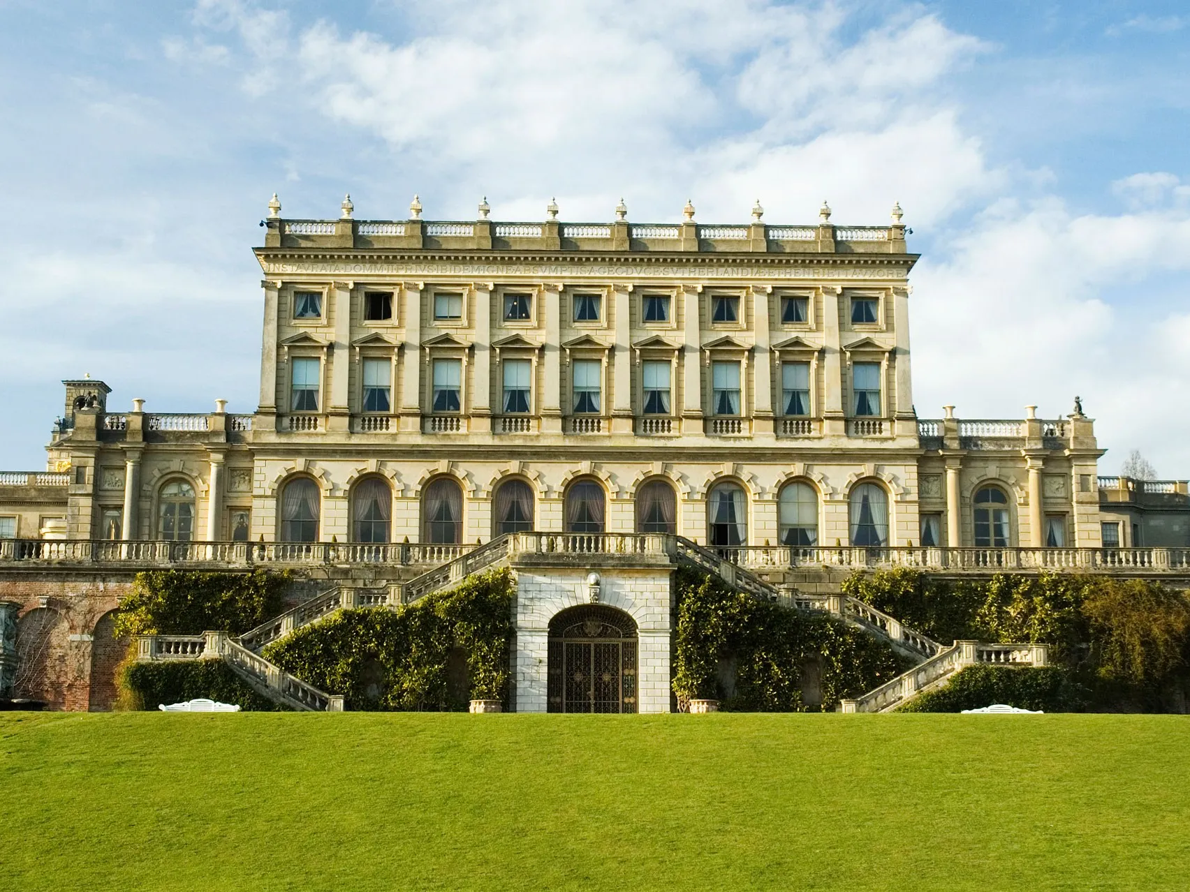 Cliveden House, Kemewahan Bersejarah di Pinggiran London