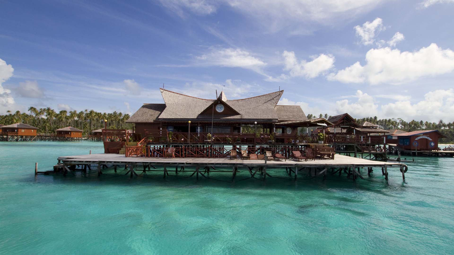 Maratua Paradise Resort, Surga Kecil di Kepulauan Derawan