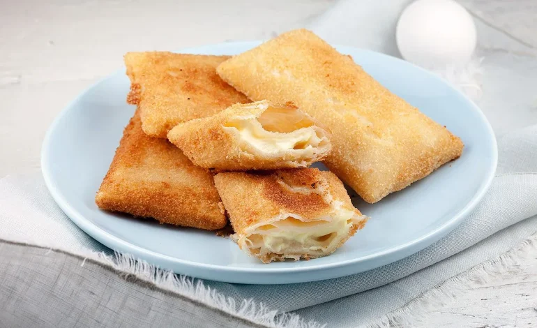 Kaassoufflé, Camilan Keju Goreng Khas Belanda yang Renyah di Luar, Lumer di Dalam